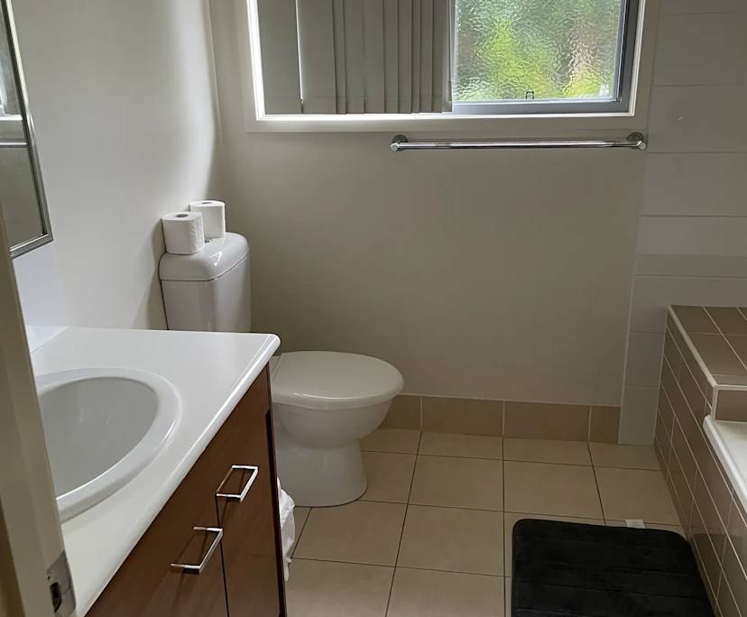 $250, Flatshare, 3 bathrooms, Runcorn QLD 4113