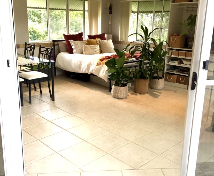 Granny Flat for Rent in Worongary, Gold Coast 350...