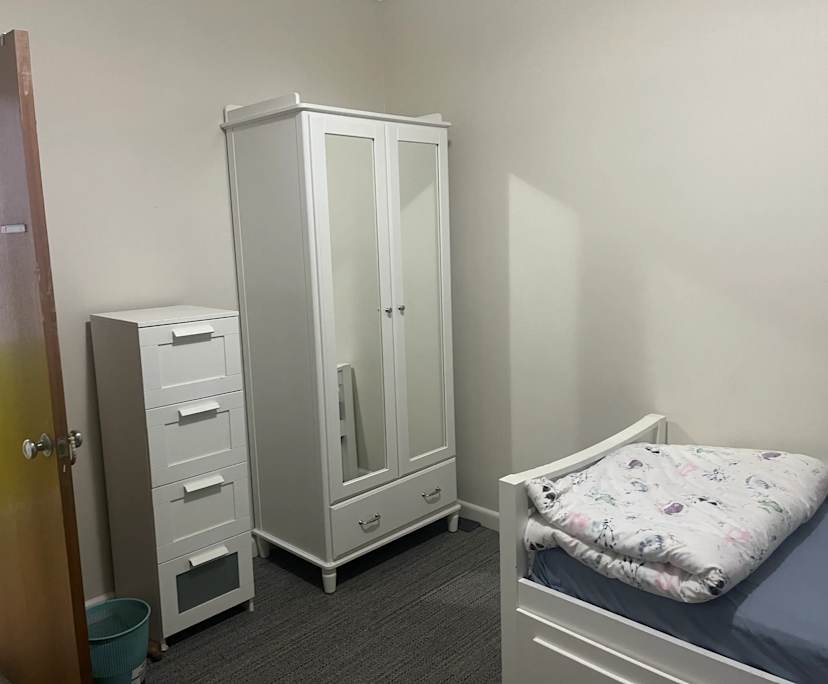 $250, Homestay, 5 bathrooms, Hornsby NSW 2077