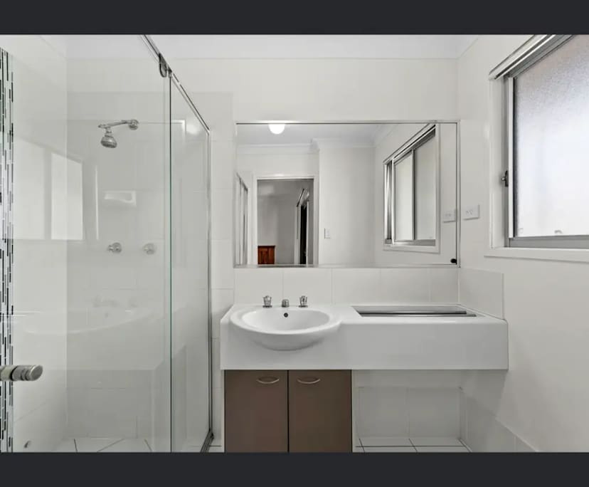 $280, Share-house, 3 bathrooms, Richlands QLD 4077