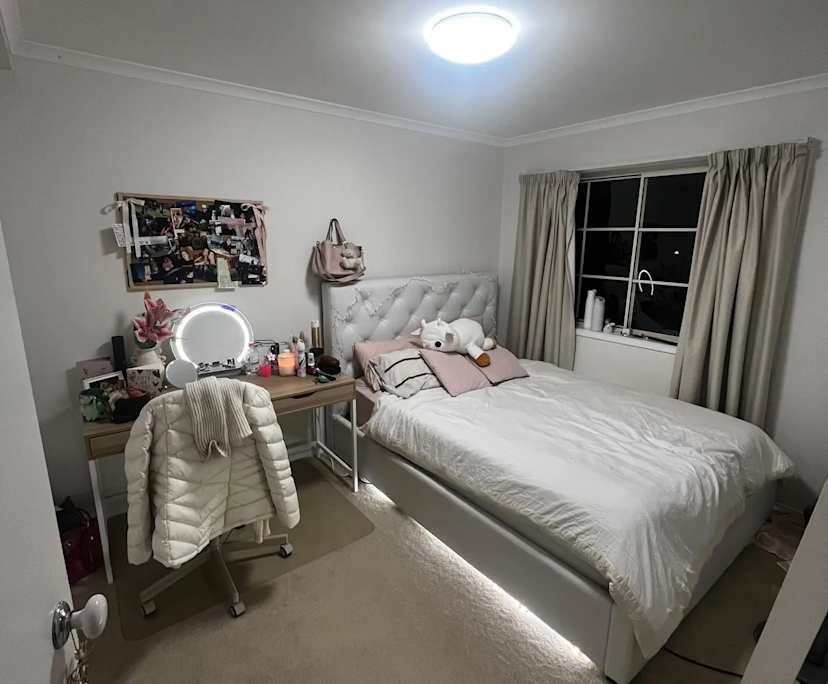 Unfurnished room with own bathroom