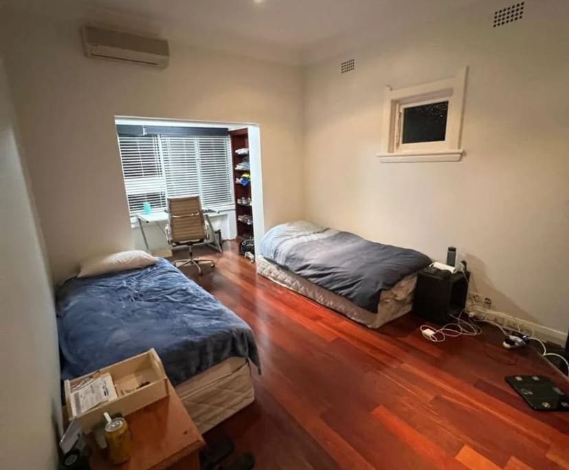 Furnished room in a share house