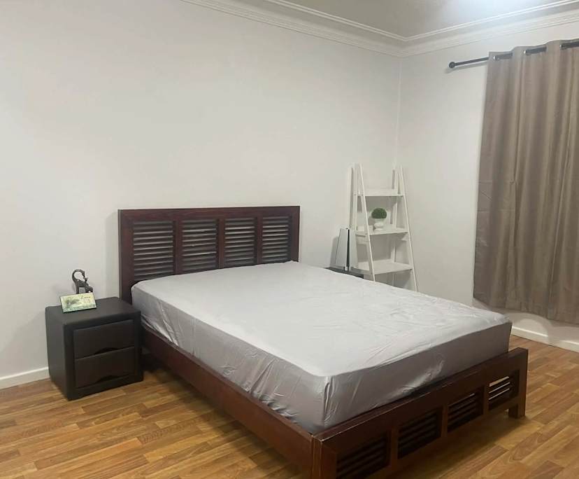 Unfurnished room with own bathroom