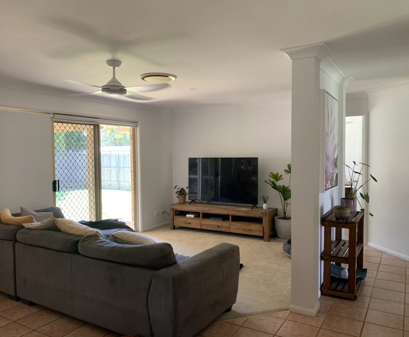 Room in a share house