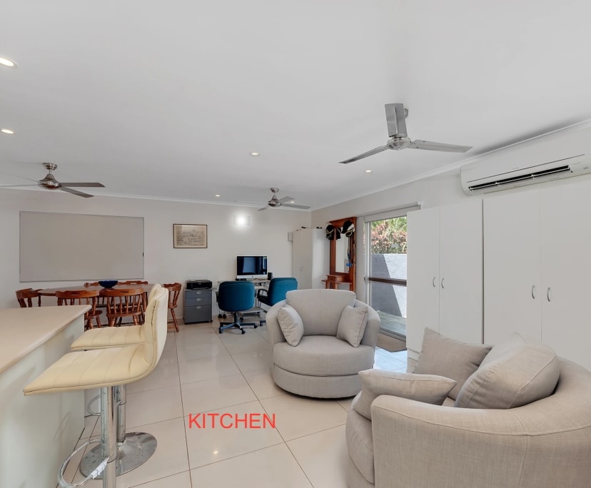 Room for Rent in Manoora, Cairns 300, Furnished,