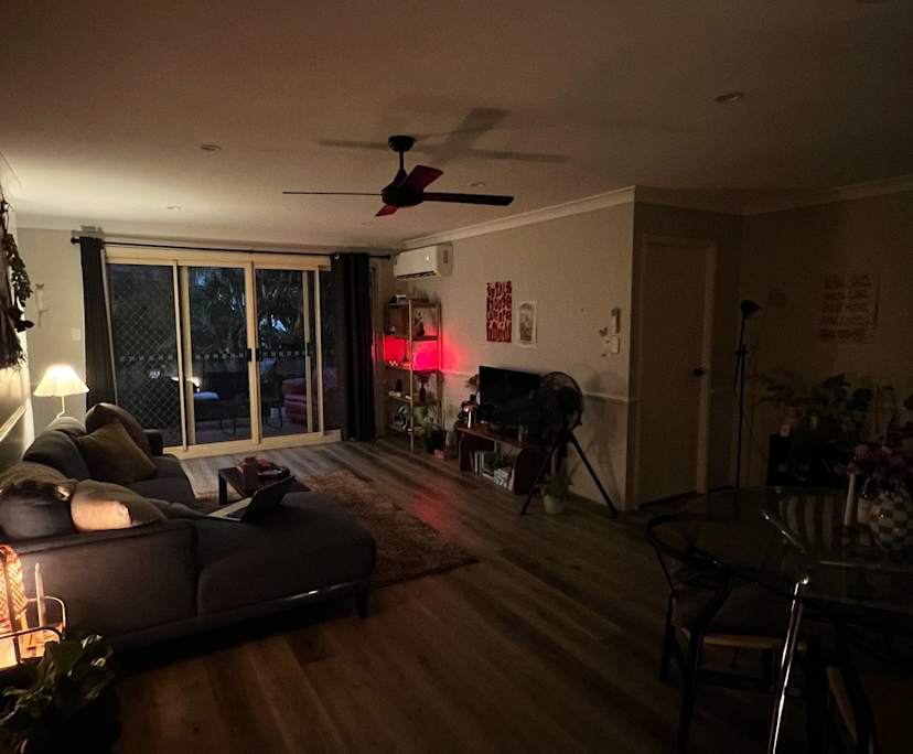 Unfurnished room in a share house