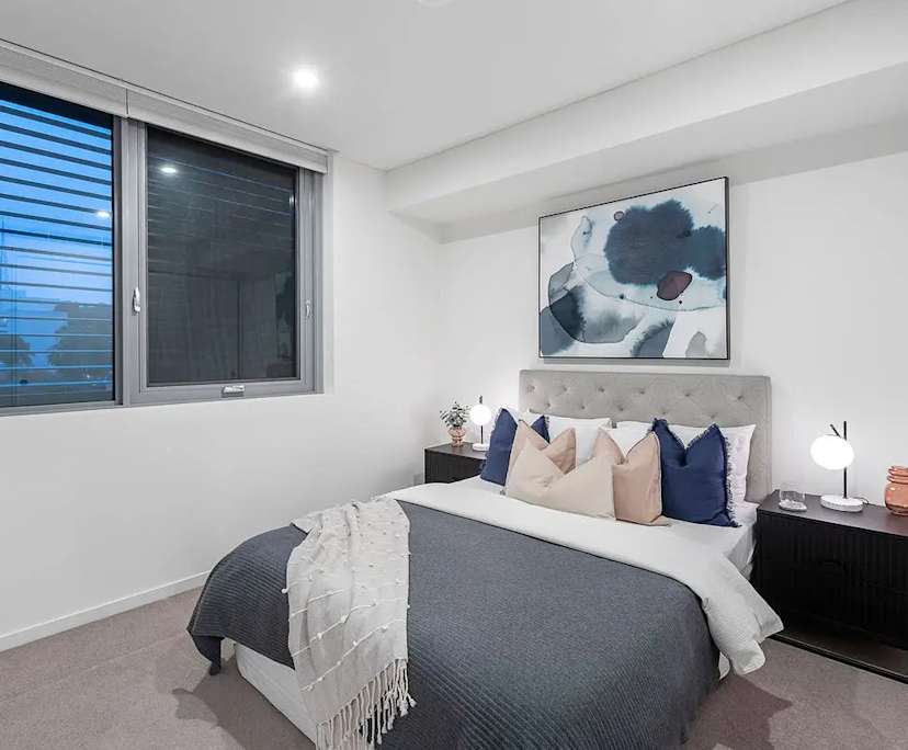 Whole property with 1 room for rent