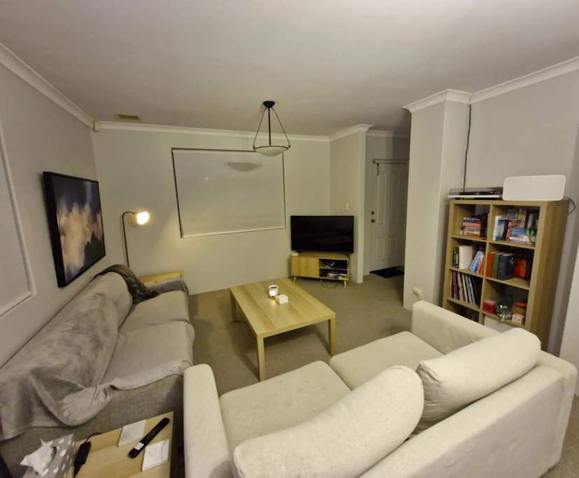 Room in a share house