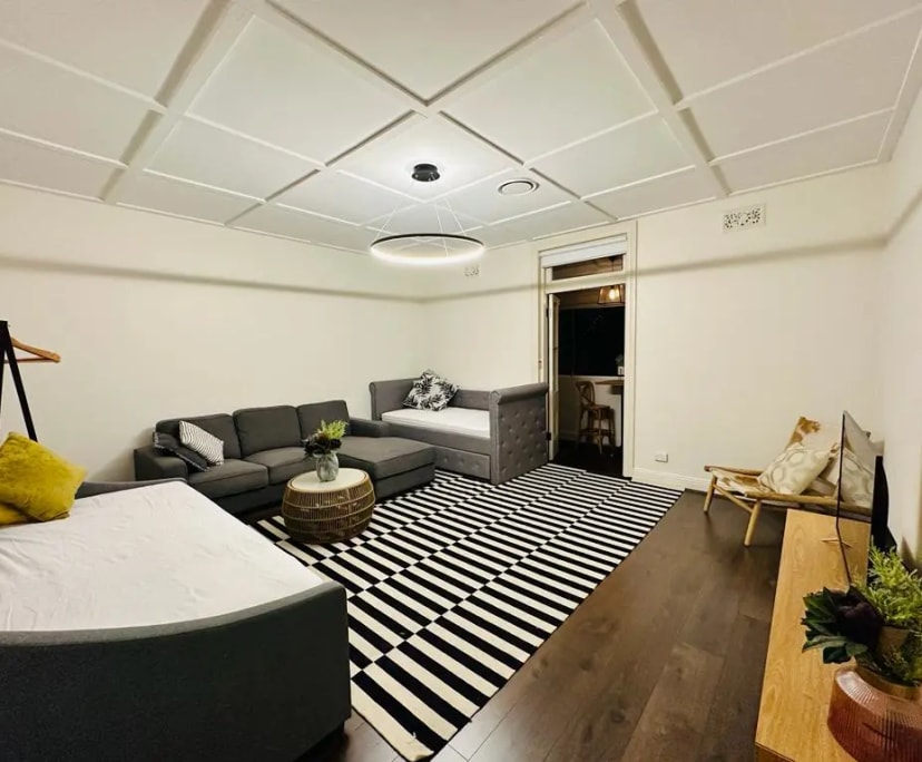 $300, Share-house, 4 bathrooms, Millers Point NSW 2000