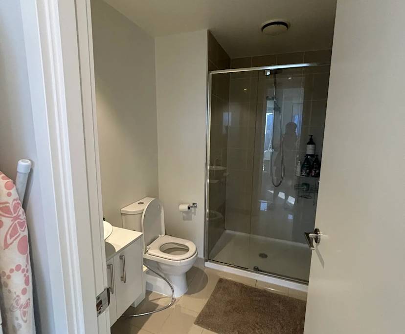 $425, Flatshare, 2 bathrooms, Melbourne VIC 3000