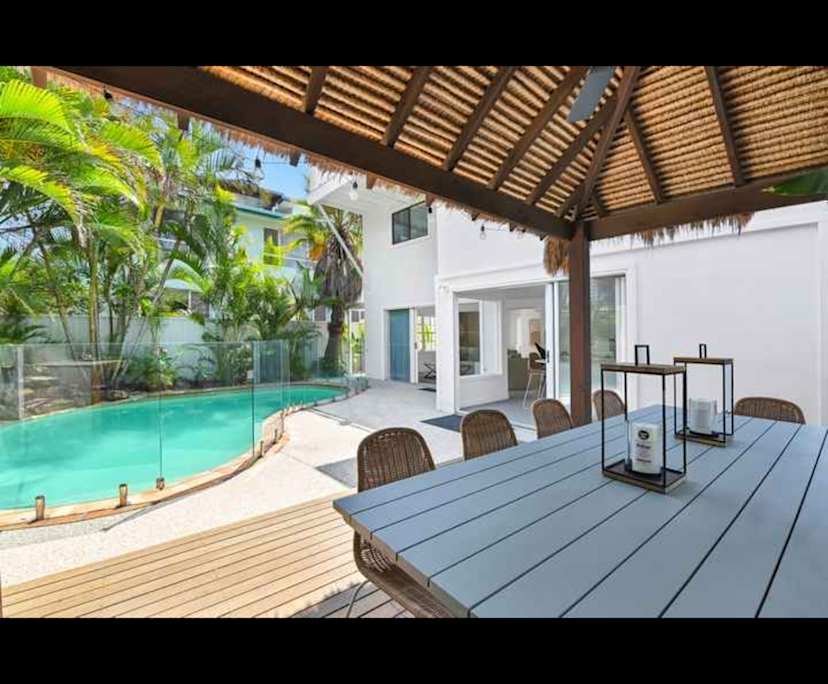 $400, Share-house, 4 bathrooms, Mermaid Beach QLD 4218