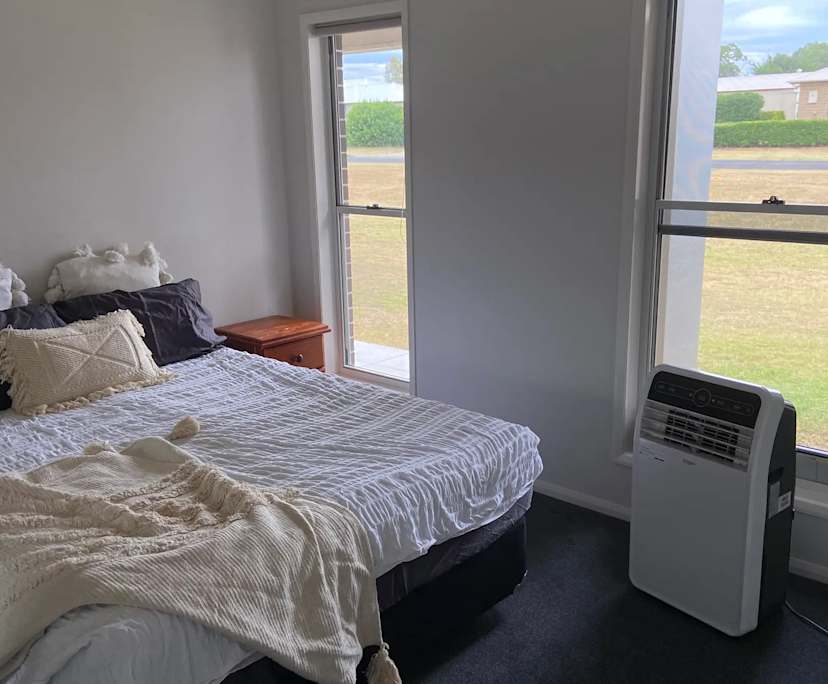 $280, Share-house, 6 bathrooms, Oakey QLD 4401