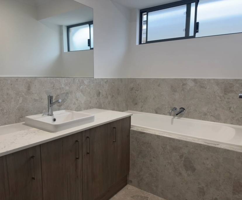 $335-350, Share-house, 3 rooms, Ferndale WA 6148, Ferndale WA 6148