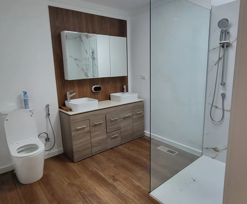 Whole property with 2 rooms for rent