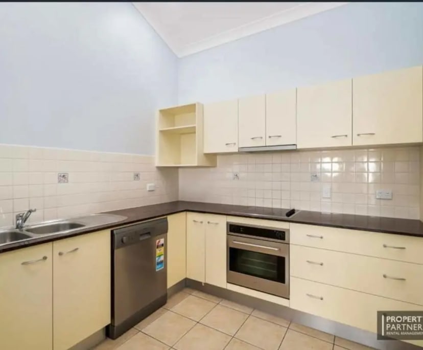 Room for Rent in New Farm, Brisbane 220, Unfurnis...