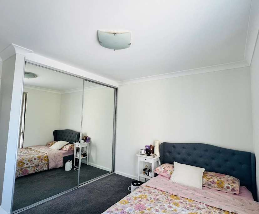 Furnished room with own bathroom