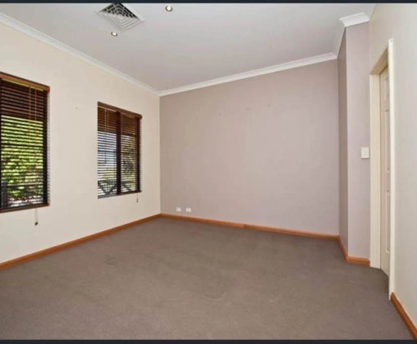 Room with ensuite in a share house