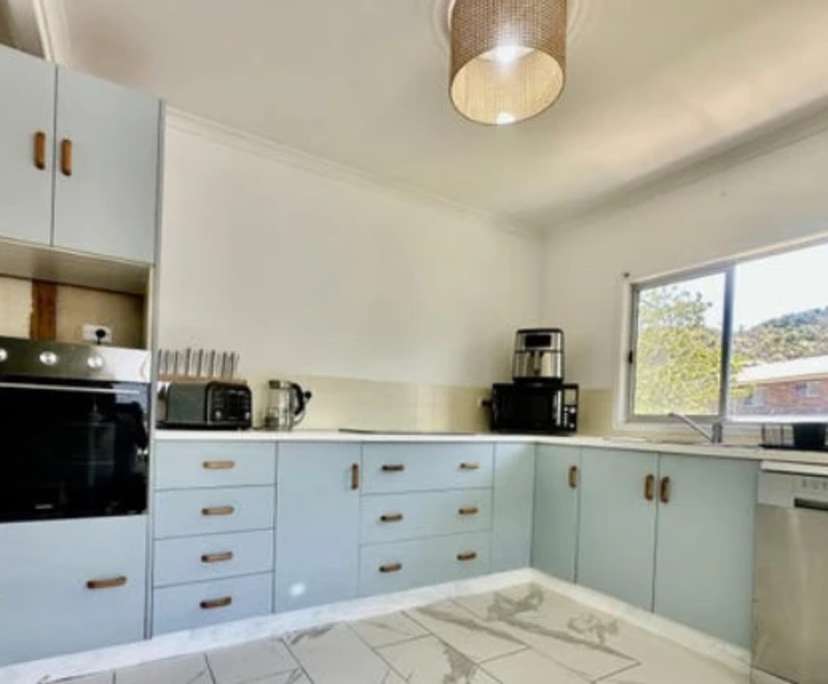 $225, Share-house, 2 rooms, Mount Louisa QLD 4814, Mount Louisa QLD 4814