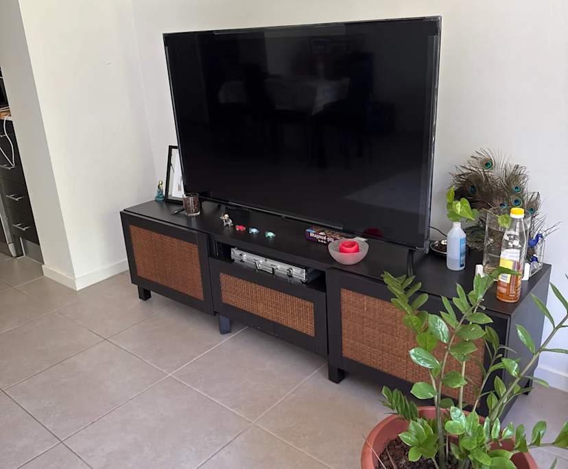 Whole property with 3 rooms for rent