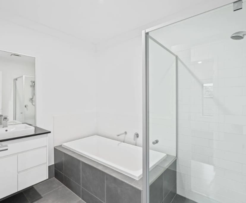 $300, Share-house, 4 bathrooms, Redbank QLD 4301