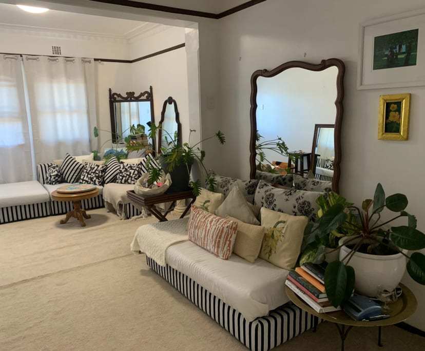 Whole property with 2 rooms for rent