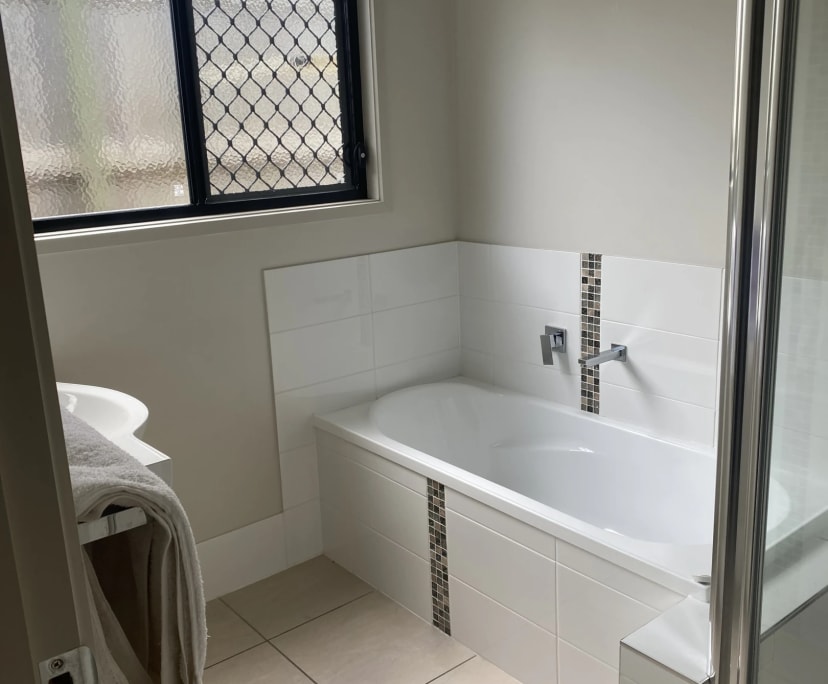 Student for Rent in Coomera, Gold Coas...