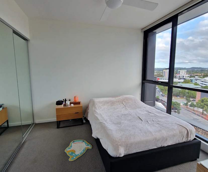 Unfurnished room with own bathroom
