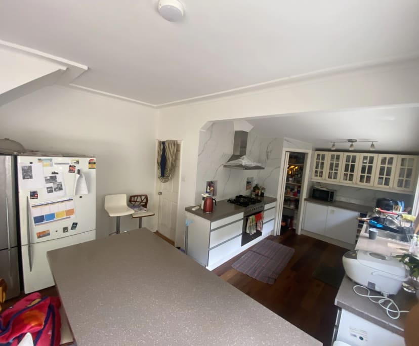 Room in a share house