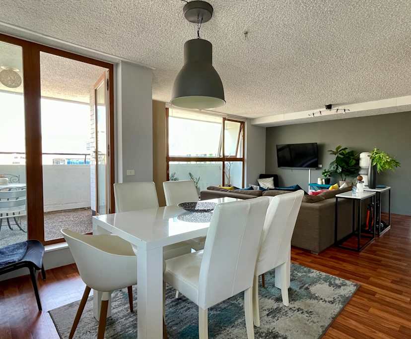 Furnished room in a flatshare