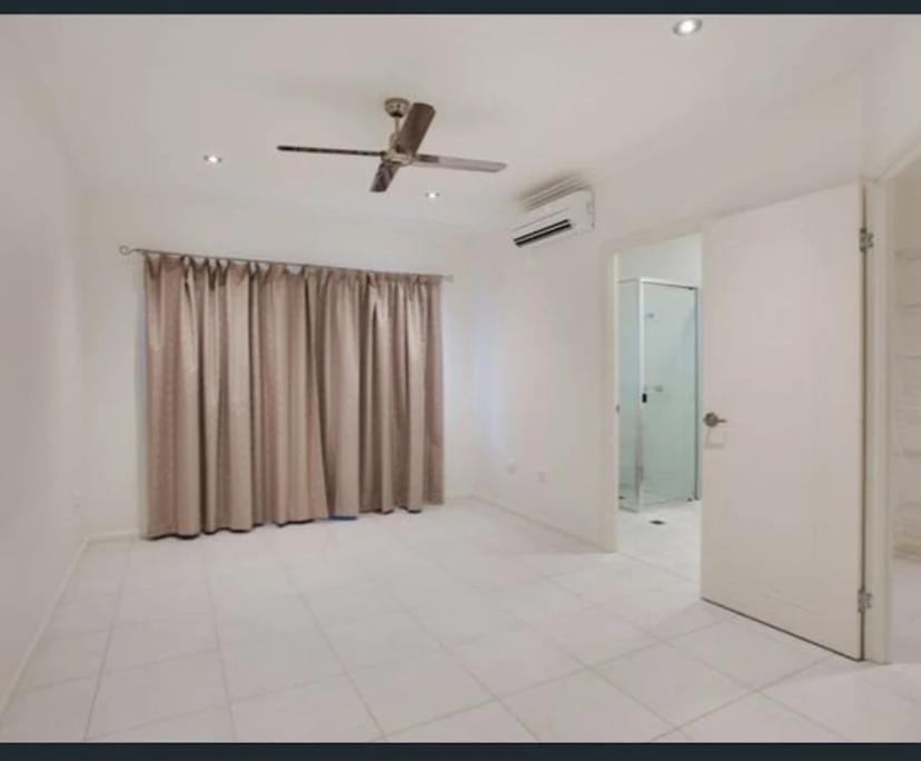 $350-450, Student-accommodation, 3 rooms, Redlynch QLD 4870, Redlynch QLD 4870