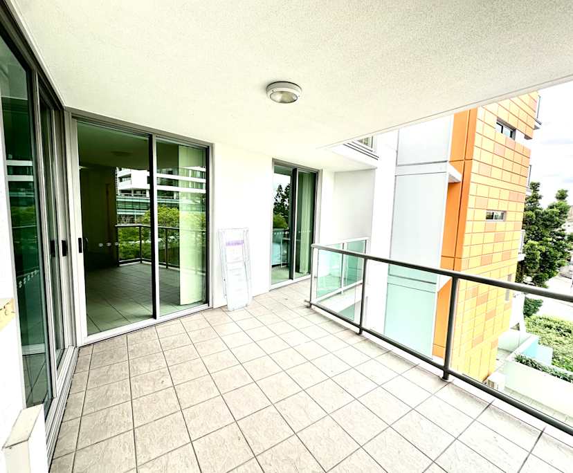 $460, Flatshare, 3 bathrooms, Brisbane City QLD 4000