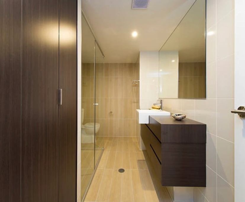 Furnished room with own bathroom