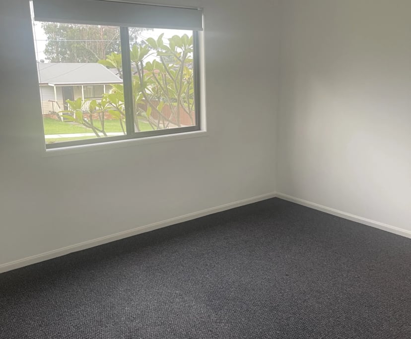 Room for Rent in Cambridge Park, Sydney 200, Unfu...