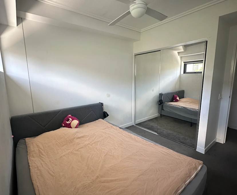 Furnished room with own bathroom