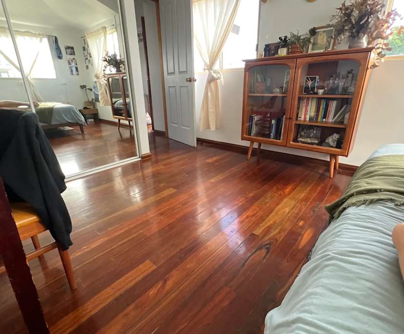 Unfurnished room in a share house