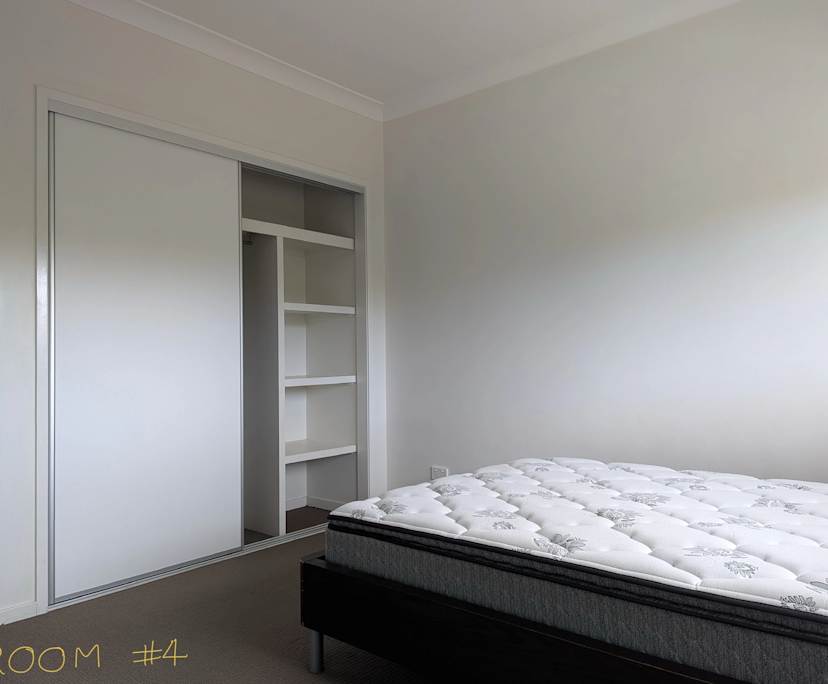 $250, Share-house, 4 bathrooms, Coopers Plains QLD 4108