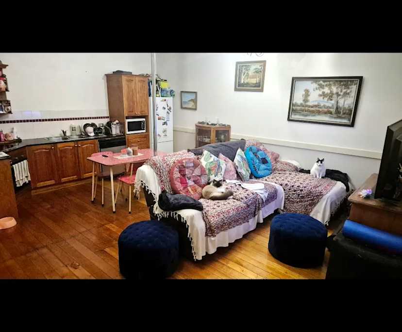 Unfurnished room in a share house