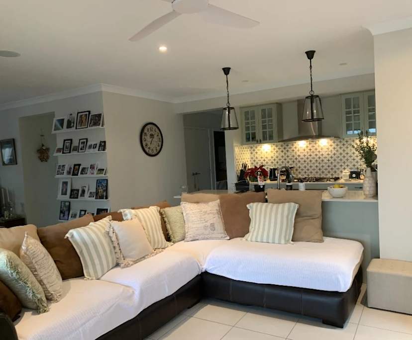 $325, Share-house, 3 bathrooms, Palmview QLD 4553