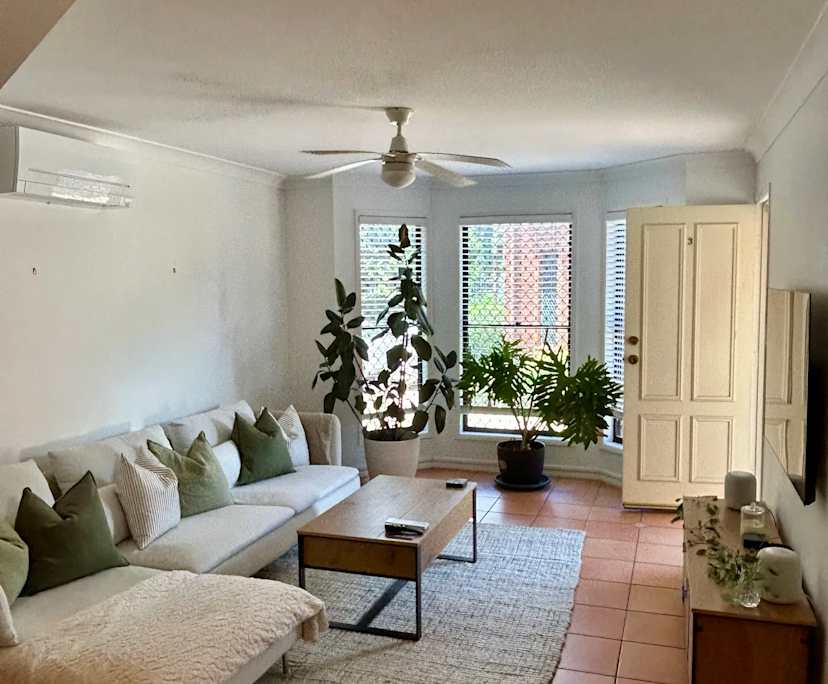 Furnished room with ensuite in a share house