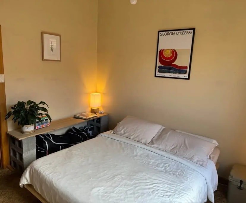 Unfurnished room in a share house