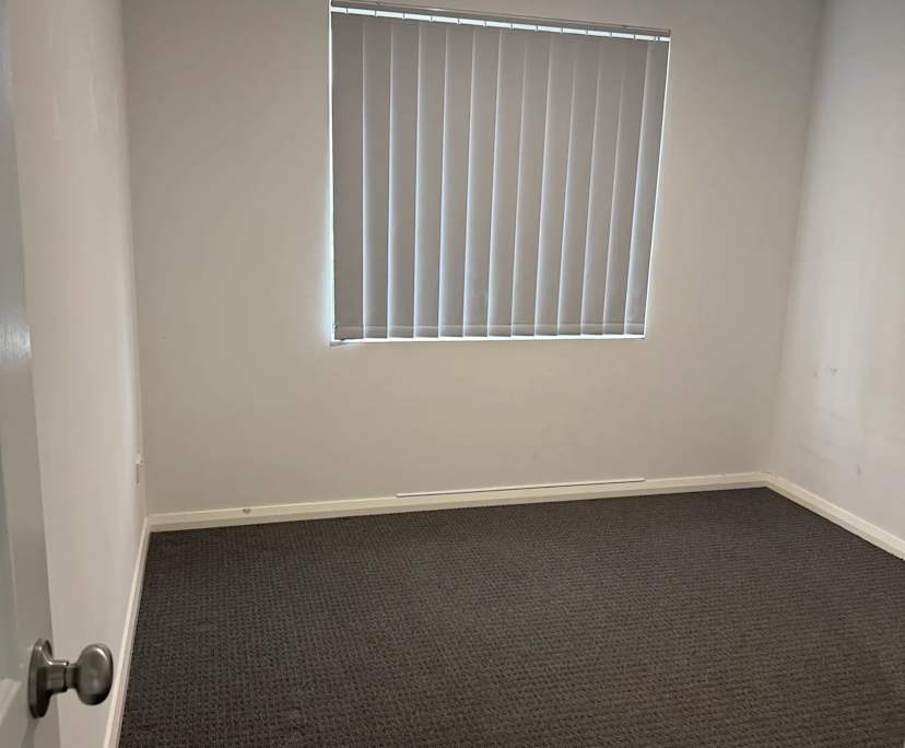 Unfurnished room in a share house