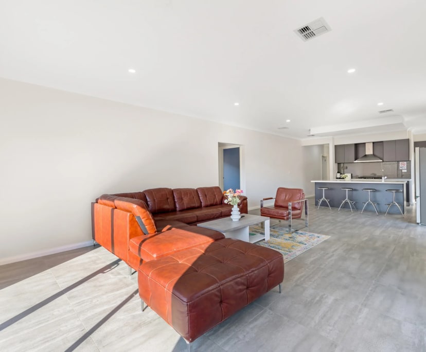 $240-340, Share-house, 2 rooms, Tarneit VIC 3029, Tarneit VIC 3029