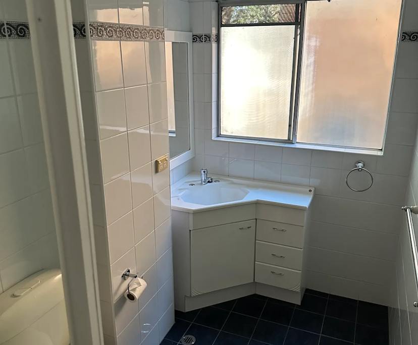 $680, Whole-property, 2 bathrooms, Wolli Creek NSW 2205
