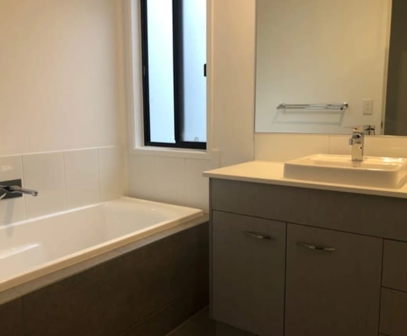 Room in a share house