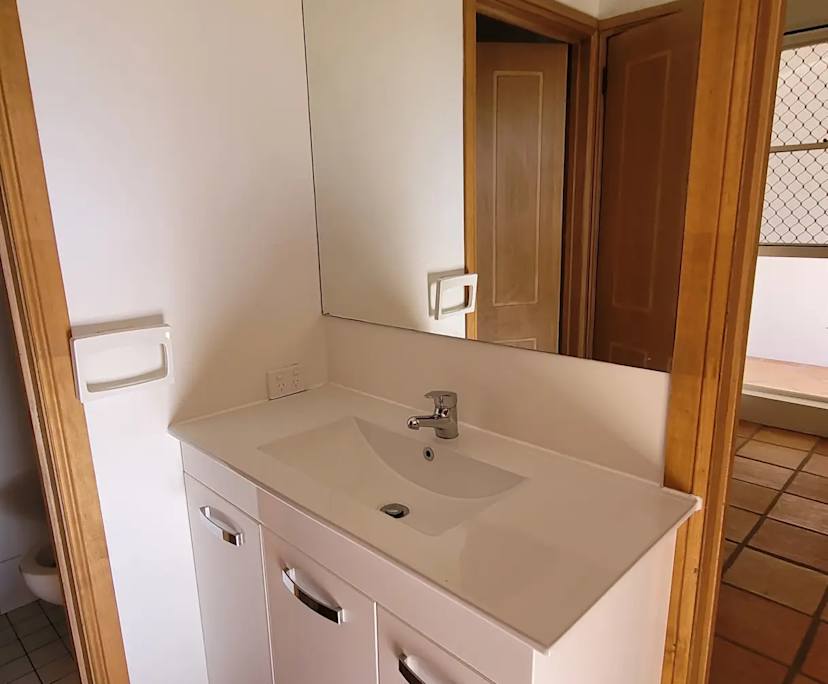 $650, Studio, 1 bathroom, Worongary QLD 4213