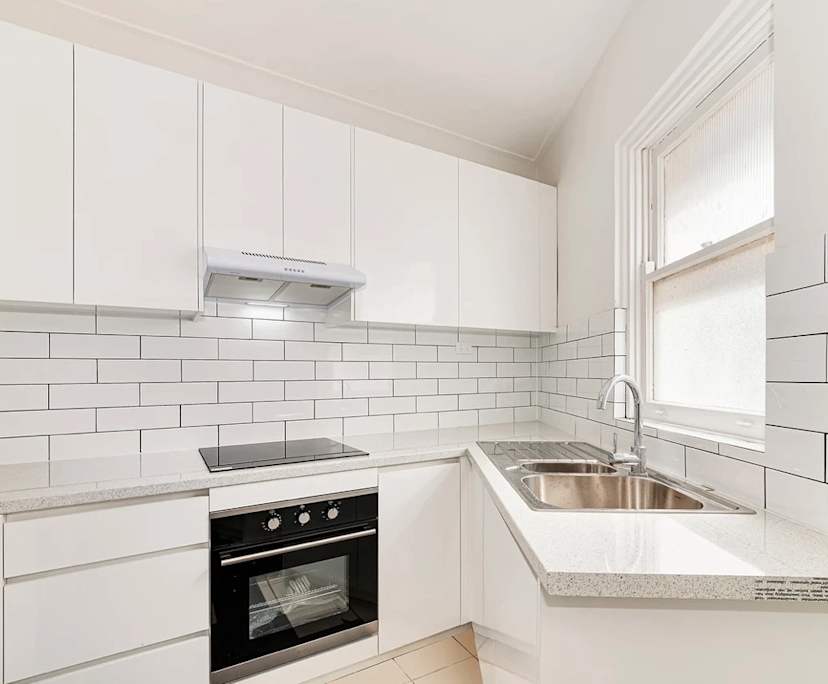 Unfurnished room in a share house