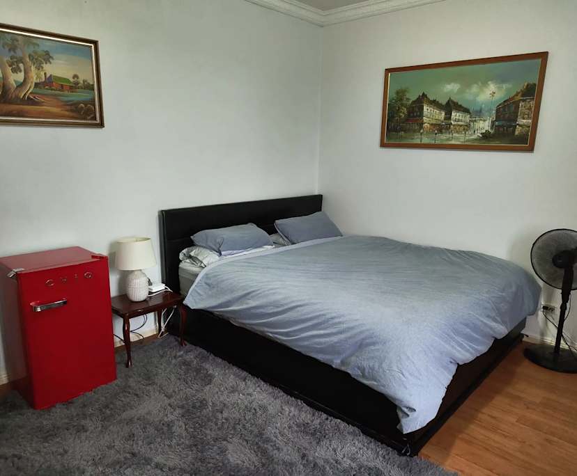 $270, Homestay, 3 bathrooms, Theresa Park NSW 2570