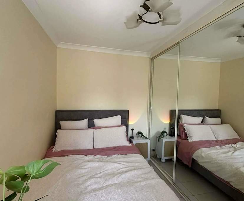 Room in a share house