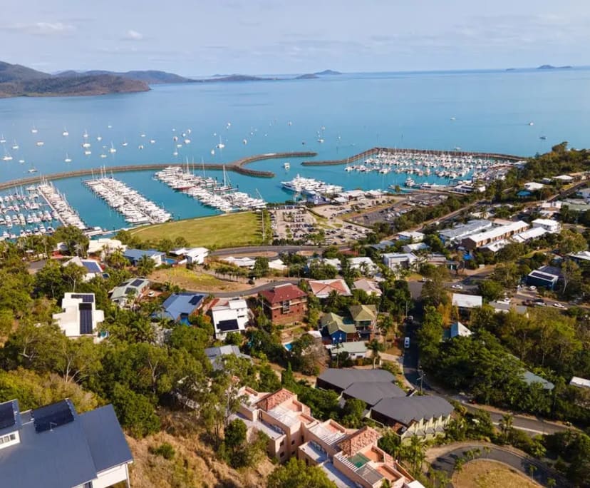 $370, Flatshare, 3 bathrooms, Airlie Beach QLD 4802