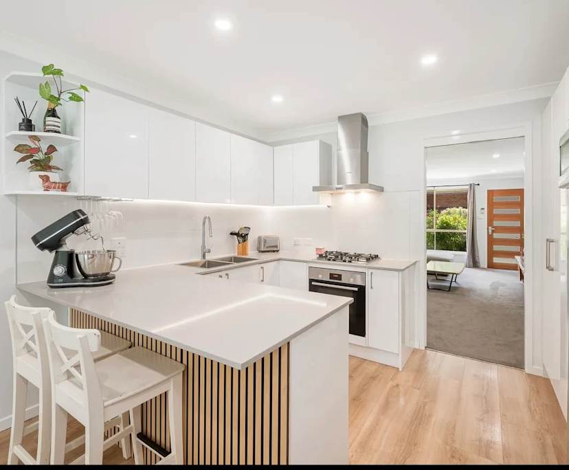 Unfurnished room in a flatshare